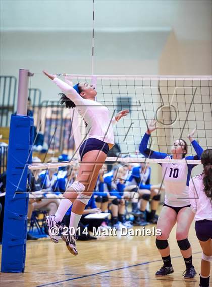 Thumbnail 2 in Mullen @ Grandview photogallery.