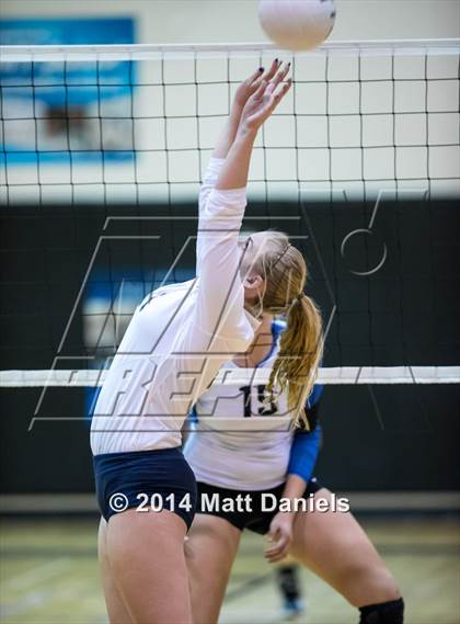 Thumbnail 3 in Mullen @ Grandview photogallery.