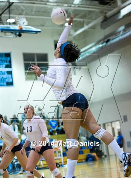 Thumbnail 3 in Mullen @ Grandview photogallery.