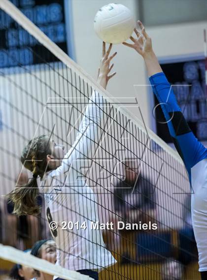 Thumbnail 1 in Mullen @ Grandview photogallery.