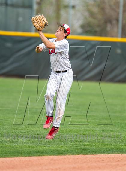 Thumbnail 1 in Holly vs. Fleming (CHSAA 1A Final) photogallery.