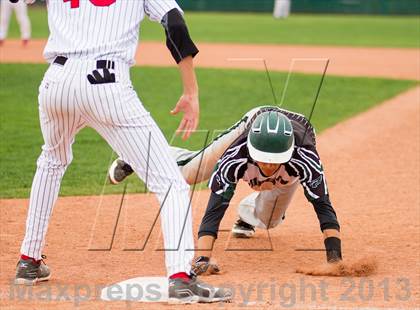 Thumbnail 1 in Holly vs. Fleming (CHSAA 1A Final) photogallery.
