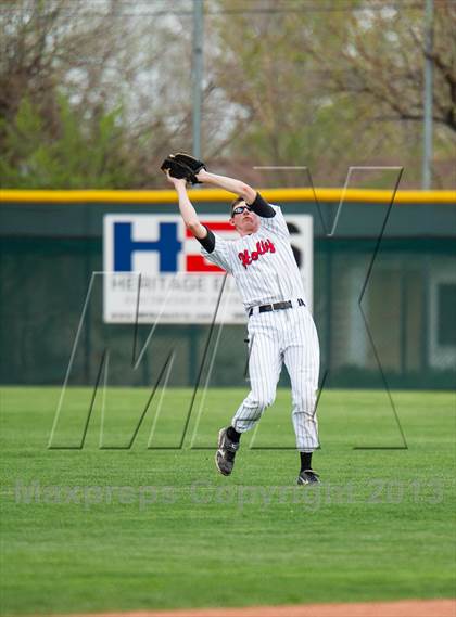 Thumbnail 3 in Holly vs. Fleming (CHSAA 1A Final) photogallery.