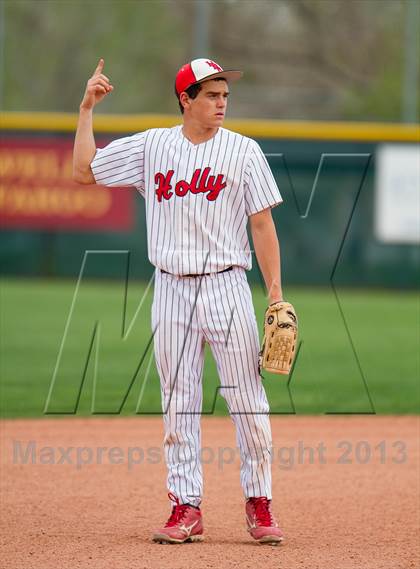 Thumbnail 1 in Holly vs. Fleming (CHSAA 1A Final) photogallery.