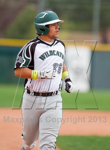 Thumbnail 2 in Holly vs. Fleming (CHSAA 1A Final) photogallery.