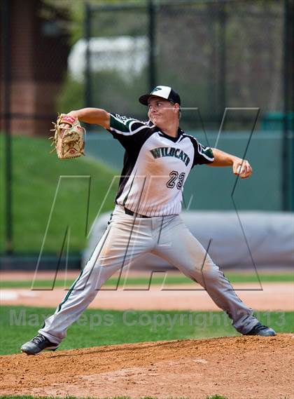 Thumbnail 3 in Holly vs. Fleming (CHSAA 1A Final) photogallery.