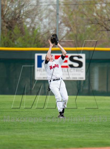 Thumbnail 1 in Holly vs. Fleming (CHSAA 1A Final) photogallery.