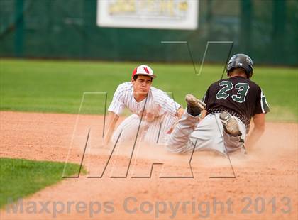 Thumbnail 3 in Holly vs. Fleming (CHSAA 1A Final) photogallery.