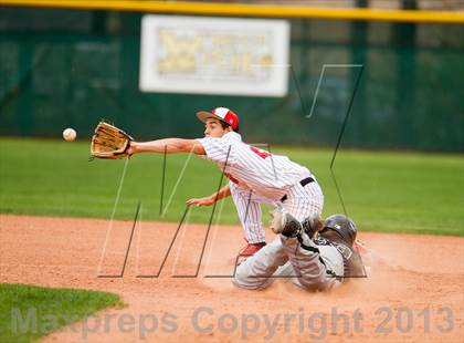 Thumbnail 3 in Holly vs. Fleming (CHSAA 1A Final) photogallery.
