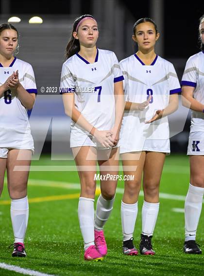 Thumbnail 3 in Kamiak vs. Sumner photogallery.