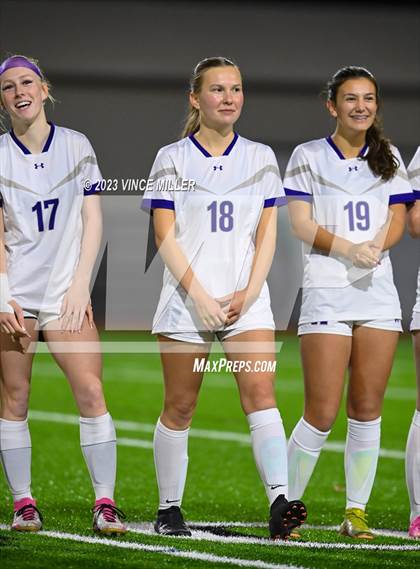 Thumbnail 3 in Kamiak vs. Sumner photogallery.