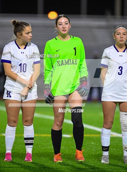 Thumbnail 1 in Kamiak vs. Sumner photogallery.