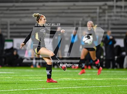Thumbnail 1 in Kamiak vs. Sumner photogallery.