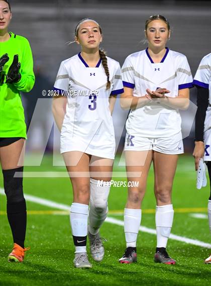 Thumbnail 3 in Kamiak vs. Sumner photogallery.