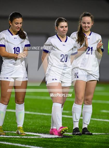 Thumbnail 3 in Kamiak vs. Sumner photogallery.
