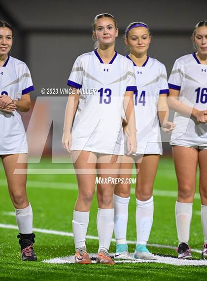 Thumbnail 2 in Kamiak vs. Sumner photogallery.