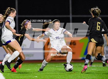 Thumbnail 2 in Kamiak vs. Sumner photogallery.