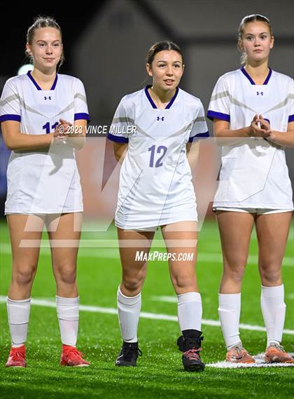 Thumbnail 2 in Kamiak vs. Sumner photogallery.