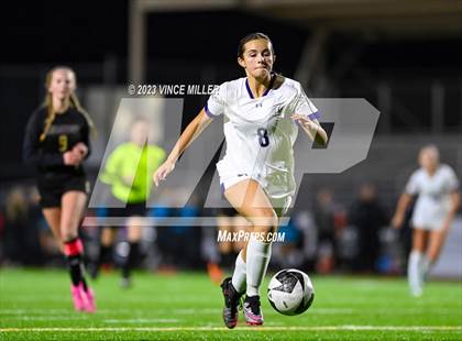 Thumbnail 3 in Kamiak vs. Sumner photogallery.