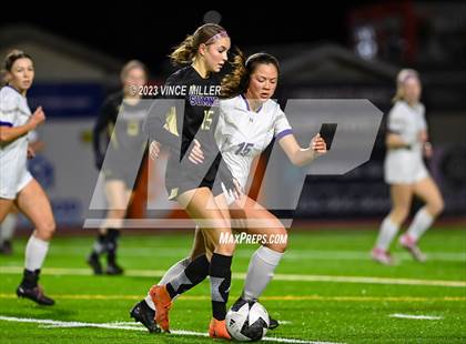 Thumbnail 1 in Kamiak vs. Sumner photogallery.