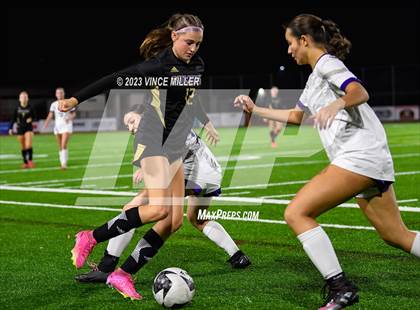 Thumbnail 3 in Kamiak vs. Sumner photogallery.