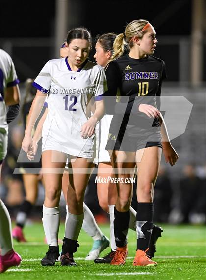 Thumbnail 3 in Kamiak vs. Sumner photogallery.