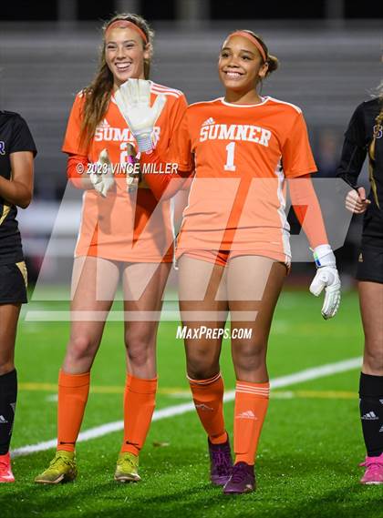 Thumbnail 3 in Kamiak vs. Sumner photogallery.