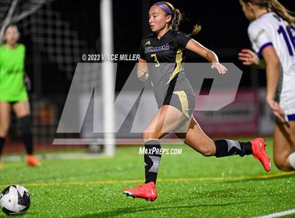 Thumbnail 1 in Kamiak vs. Sumner photogallery.