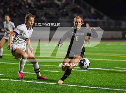 Thumbnail 2 in Kamiak vs. Sumner photogallery.