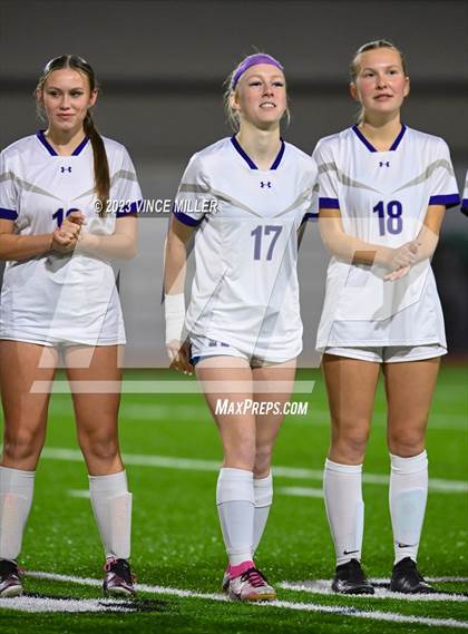Thumbnail 1 in Kamiak vs. Sumner photogallery.