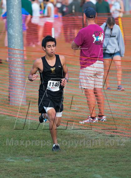 Thumbnail 2 in Nike South XC Invitational photogallery.