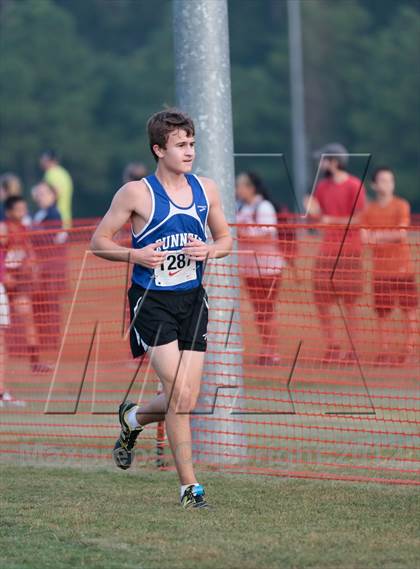 Thumbnail 1 in Nike South XC Invitational photogallery.