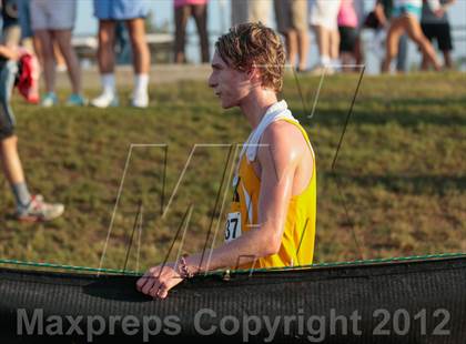 Thumbnail 2 in Nike South XC Invitational photogallery.