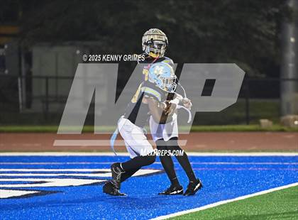 Thumbnail 2 in Creekside @ Mays photogallery.