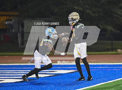 Thumbnail 1 in Creekside @ Mays photogallery.