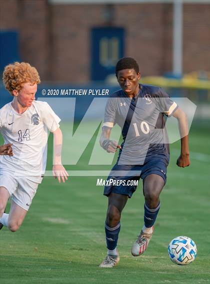 Thumbnail 2 in Gaston Day vs Fayetteville Academy (NCISAA 2A State Semifinals) photogallery.