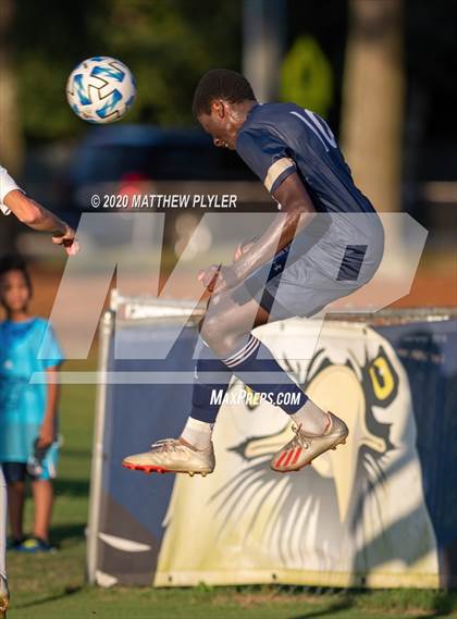 Thumbnail 1 in Gaston Day vs Fayetteville Academy (NCISAA 2A State Semifinals) photogallery.