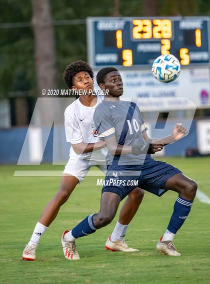 Thumbnail 2 in Gaston Day vs Fayetteville Academy (NCISAA 2A State Semifinals) photogallery.