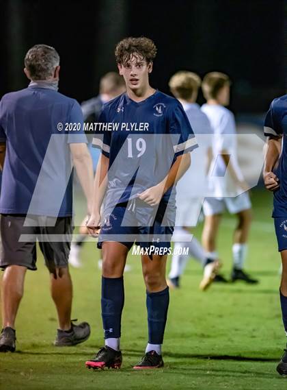 Thumbnail 3 in Gaston Day vs Fayetteville Academy (NCISAA 2A State Semifinals) photogallery.