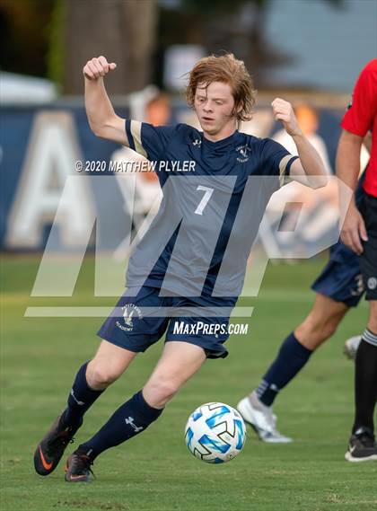 Thumbnail 1 in Gaston Day vs Fayetteville Academy (NCISAA 2A State Semifinals) photogallery.