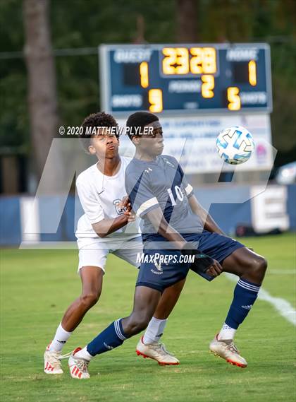 Thumbnail 3 in Gaston Day vs Fayetteville Academy (NCISAA 2A State Semifinals) photogallery.