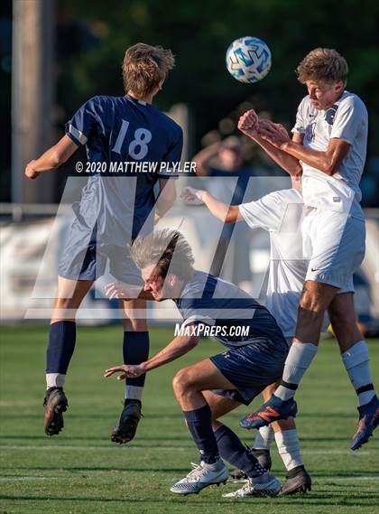 Thumbnail 2 in Gaston Day vs Fayetteville Academy (NCISAA 2A State Semifinals) photogallery.