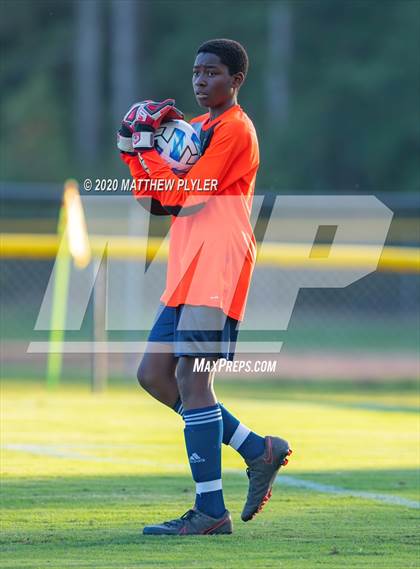Thumbnail 3 in Gaston Day vs Fayetteville Academy (NCISAA 2A State Semifinals) photogallery.