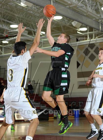 Thumbnail 2 in Capistrano Valley vs. Thousand Oaks (MaxPreps Holiday Classic) photogallery.