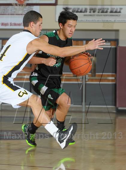 Thumbnail 1 in Capistrano Valley vs. Thousand Oaks (MaxPreps Holiday Classic) photogallery.