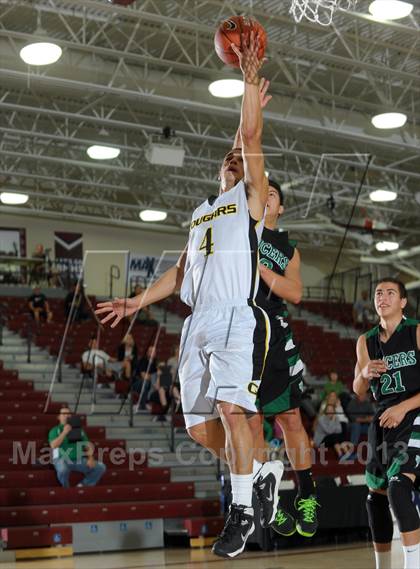 Thumbnail 3 in Capistrano Valley vs. Thousand Oaks (MaxPreps Holiday Classic) photogallery.