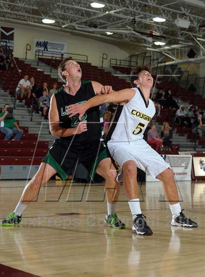 Thumbnail 3 in Capistrano Valley vs. Thousand Oaks (MaxPreps Holiday Classic) photogallery.