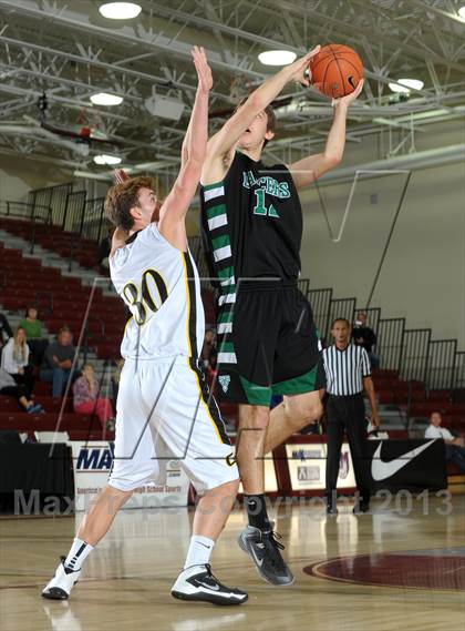Thumbnail 1 in Capistrano Valley vs. Thousand Oaks (MaxPreps Holiday Classic) photogallery.