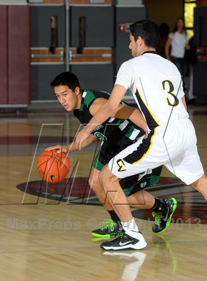 Thumbnail 3 in Capistrano Valley vs. Thousand Oaks (MaxPreps Holiday Classic) photogallery.