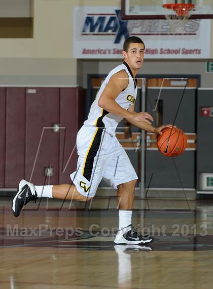 Thumbnail 3 in Capistrano Valley vs. Thousand Oaks (MaxPreps Holiday Classic) photogallery.
